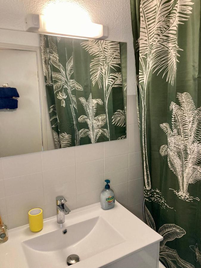 Bienvenue Chez Meli Et Dorian Apartment ลา กร็องเดอ-ม็อต ภายนอก รูปภาพ